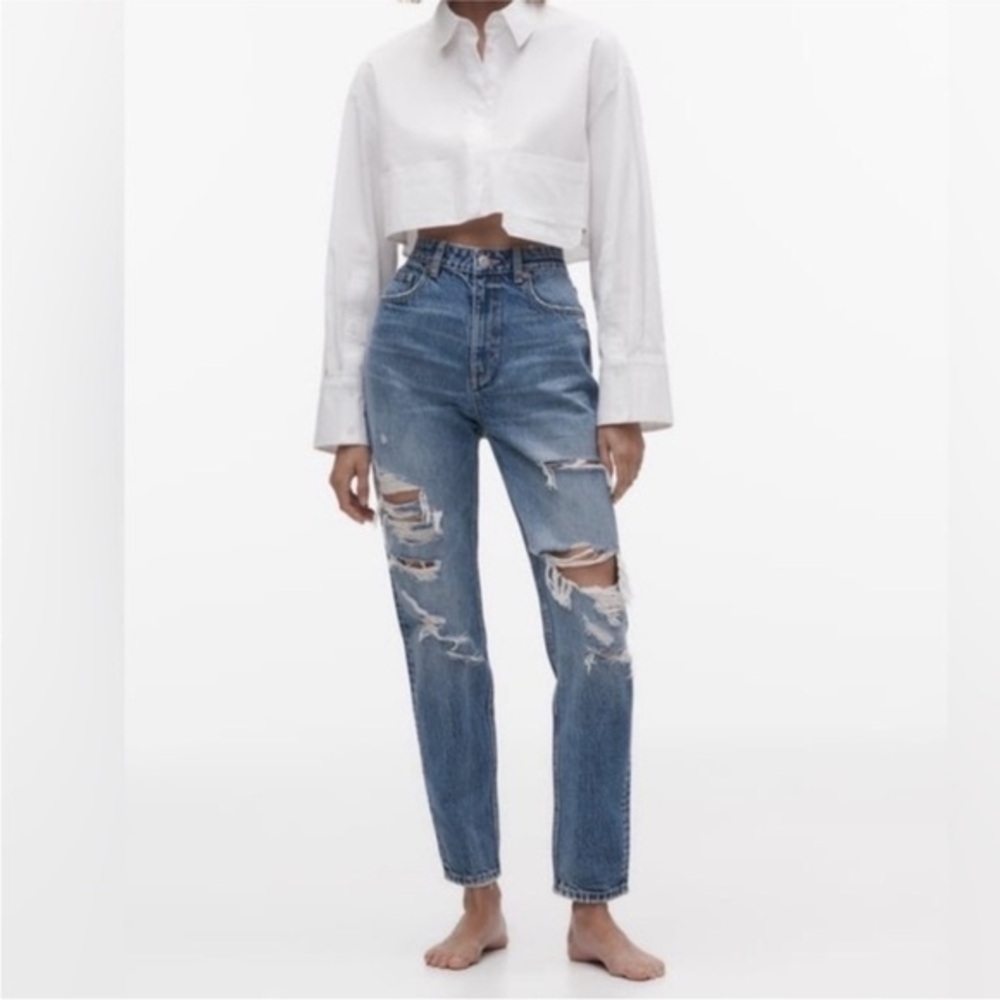 Zara Blue High Rise Distressed Straight Leg Mom Jean Size 4 Cotton